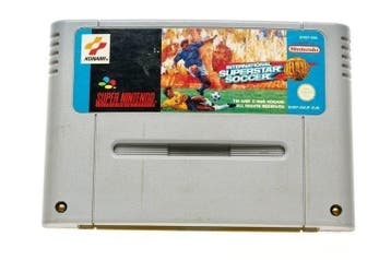 International Superstar Soccer Deluxe [Super Nintendo], Ophalen of Verzenden, Zo goed als nieuw