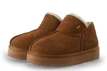 Warmbat Pantoffels in maat 37 Cognac, Overige kleuren, Verzenden, Zo goed als nieuw, Pantoffels of Sloffen