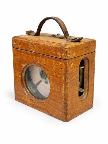 Ancien constatateur colombophile mécanique , concours de