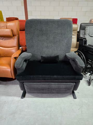 Sta op en relaxfauteuils tot 350KG, op voorraad!, Minder dan 75 cm, Ophalen of Verzenden, Sta op stoelen met extra draag kracht!