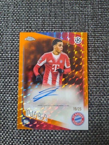 2025/26 - TOPPS Chrome - #CA-JM Jamal Musiala (19/25) Orange, Nieuw