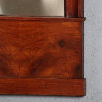 Vroeg Biedermeier spiegel met dubbele kap en brons beslag ca, Ophalen of Verzenden
