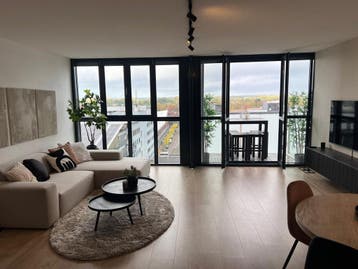 Te huur: Studio Raadhuisplein in Hoofddorp, Hoofddorp, Noord-Holland