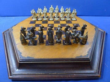 jeu déchecs en plomb superbement peint a la main de 1950, Antiek en Kunst, Curiosa en Brocante