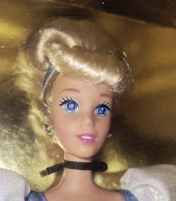 Mattel - Barbiepop Barbie Cinderella Sparkle Eyes Walt