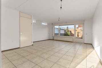 Te huur: Huis Adrienne Solserstraat in Almere, Huizen en Kamers, Huizen te huur, Almere, Flevoland