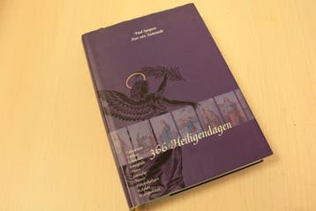 9789066570726 366 Heiligendagen, Nieuw