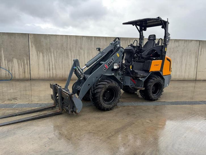 Giant 452T HD, Zakelijke goederen, Machines en Bouw | Kranen en Graafmachines, Wiellader of Shovel