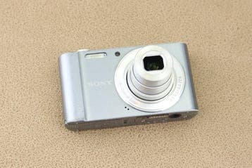 Sony Cybershot DSC-W810, 20.1MP Digitale compact camera, Nieuw