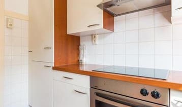 Te Huur Studio Beukelsdijk In Rotterdam, Huizen en Kamers, 20 tot 35 m², Rotterdam