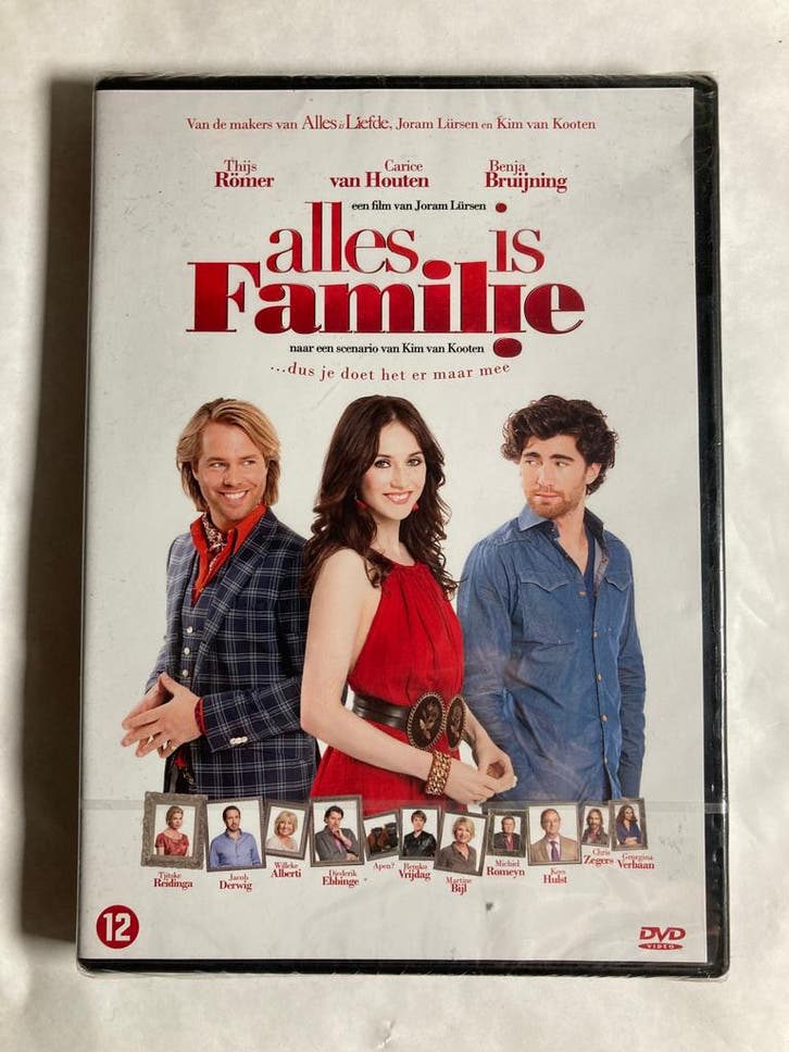 ALLES IS FAMILIE (IN SEAL) (DVD), Cd's en Dvd's, Dvd's | Overige Dvd's, Gebruikt, Verzenden