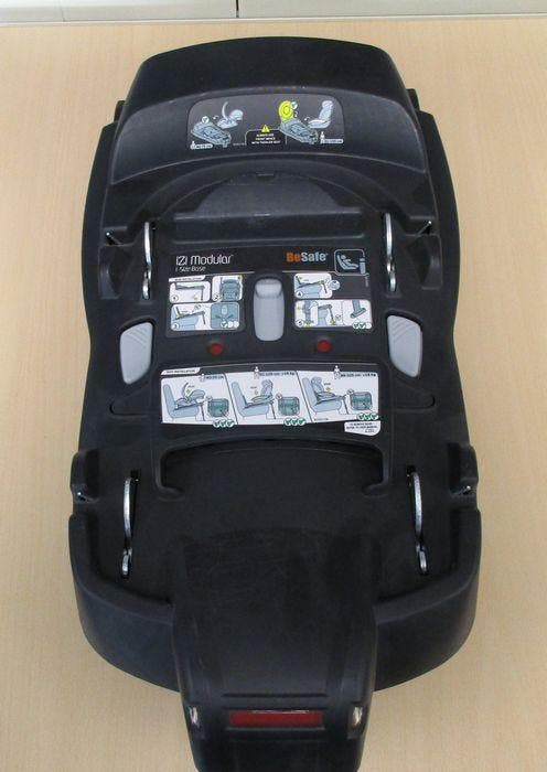 BeSafe Izi Modular iSize Basis, autostoel onderstel,, Zakelijke goederen, Kantoor en Winkelinrichting | Winkel en Inventaris