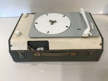 Braun - PC3SV Mid-Century Modern Stereo Platenspeler, Nieuw