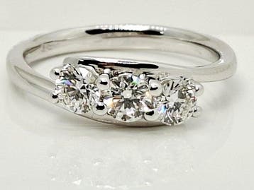 Verlovingsring - 18 karaat Witgoud - 0.72ct. tw. Diamant