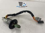 Contactslot -  Renault Twingo I  (C06_) - OEM: 77010466..., Auto-onderdelen, Verzenden, Nieuw