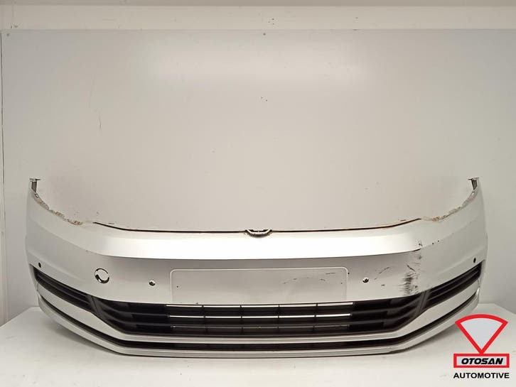 VW Touran 5T 5TA 2016+ Voorbumper Bumper 4xPDC Origineel!, Auto-onderdelen, Carrosserie en Plaatwerk, Gebruikt, Volkswagen, Bumper