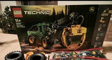 Lego Set - 42157 - Technic - John Deere 948L-II Skidder, Nieuw