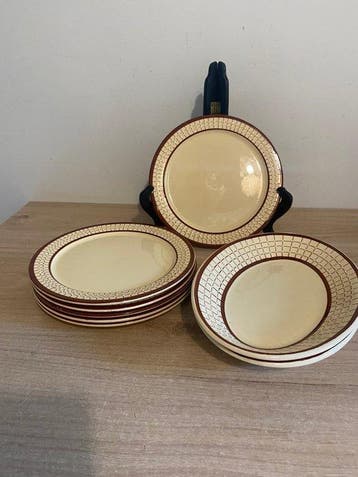 Longwy - Dessertservies (8) - Aardewerk - nagerechtservice