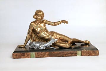 Émile Carlier (1849-1927) - sculptuur, La belle et le faon -