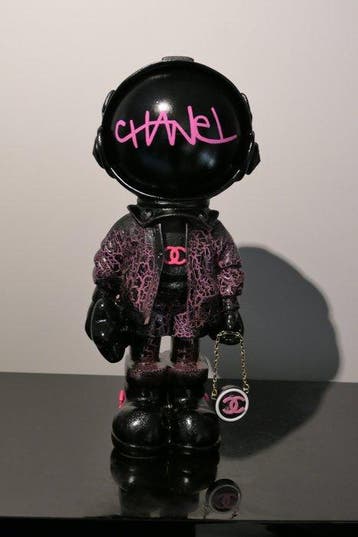 RichART - Astronaute version Chanel avec son sac