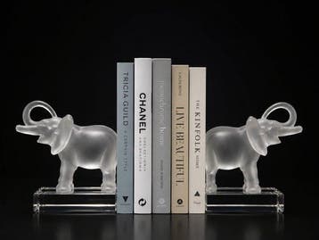 Lalique - Boekensteunen (2) - Olifant - Kristal