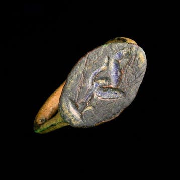 Oud-Romeins Brons Prachtige figuurring – Geëtste menselijke
