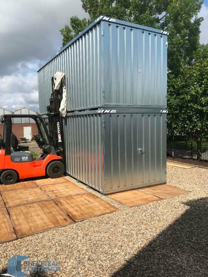 Container met stevige vloer voor machine + zwaar gereedschap, Doe-het-zelf en Verbouw, Containers