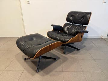 Vitra - Charles & Ray Eames - Loungestoel met voetenbank (2)