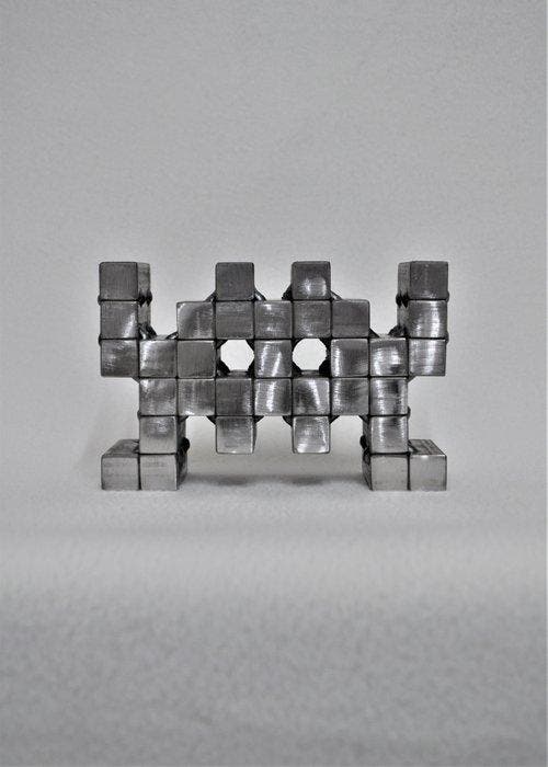 Hurjui (1977) - Full Metal Space Invader, Antiek en Kunst, Kunst | Designobjecten