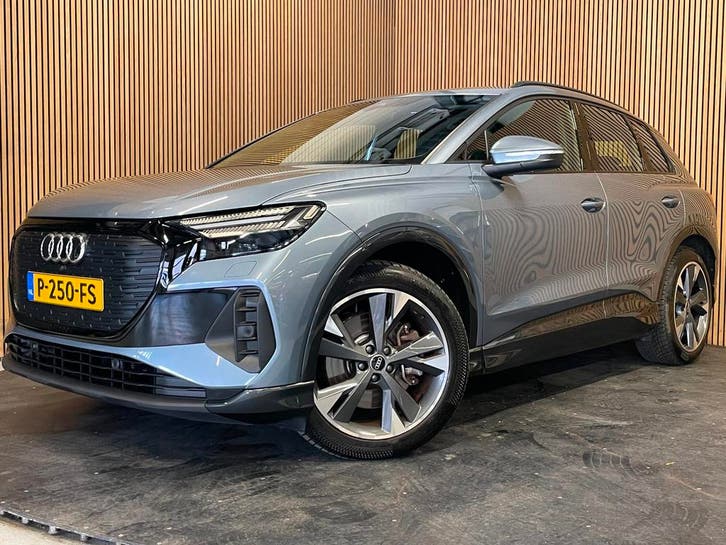 Zakelijke Lease |  Audi Q4 e-tron 50 Quattro Advanced Editio, Auto's, Audi, Dealer onderhouden, Lease, Zwart, Automaat, SUV of Terreinwagen