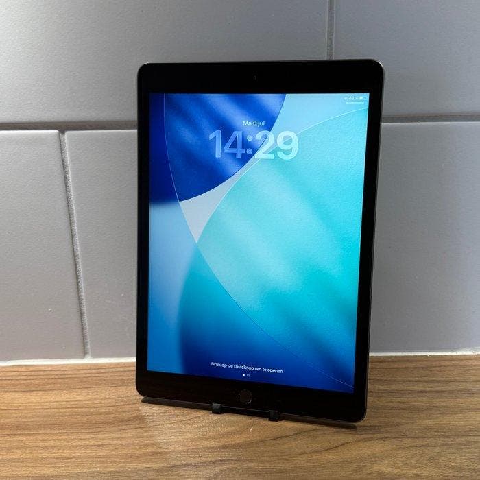 Apple iPad (8th Generation) 32GB Wifi - Mobiele telefoon, Spelcomputers en Games, Spelcomputers | Overige Accessoires