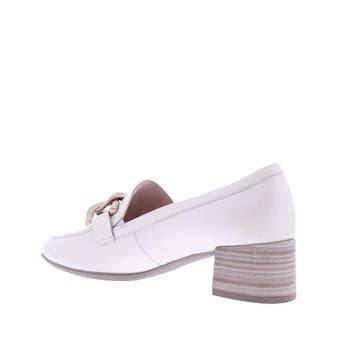 2dekans | Gabor Pumps Wit Lakleer – Hakhoogte 4 cm - 38.5, Wit, Gabor, Ophalen of Verzenden, Zo goed als nieuw