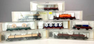 Fleischmann H0 - 81 5253/82 5726/94 5252/85 5257/81 5257/98, Nieuw