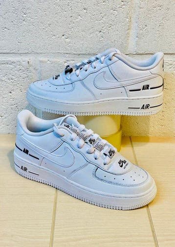 Nike - Air Force White Multi Logos P38,5 - Sneakers - Maat:, Nieuw