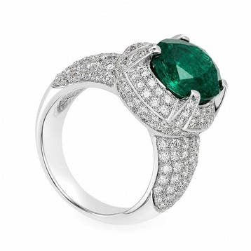 Ring - 18 karaat Witgoud - 6.30ct. tw. Smaragd - Diamant -, Nieuw