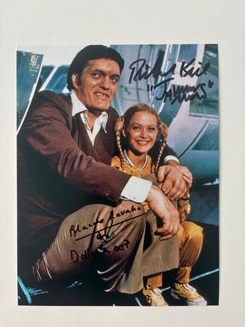 Double signed Richard Kiel (+) as Jaws and Blanche Ravalec, Verzamelen, Nieuw