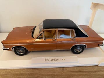 Norev 1:18 - Modelauto - Opel Diplomat V8, Nieuw