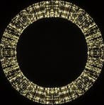 Christmas United - Lichtkrans - Gouden frame en snoer - 800, Huis en Inrichting, Verzenden, Nieuw