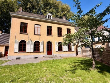 Te huur: Huis Dorpsplein in Zuiddorpe, Zeeland, Zuiddorpe