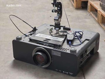 Projector 7000 Lumen Panasonic DW740, Nieuw in verpakking