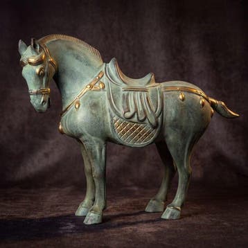 Beeld, Exclusief sculptuur van een Tang-Dynastie stijl paard, Antiek en Kunst
