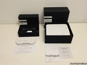Analogue - Super NT - Ghostly Limited Edition + Gamepad + Ex, Verzenden, Gebruikt