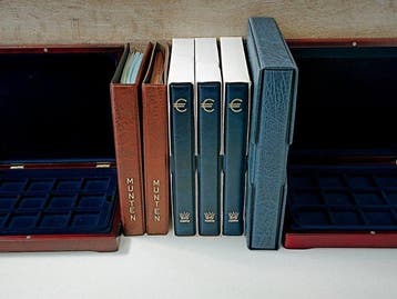 Accessories. Munten albums en kisten (8 Items) (Zonder