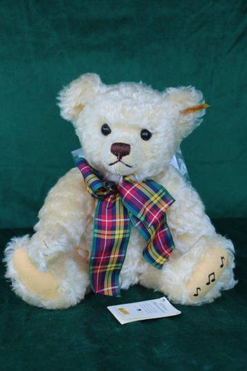 Steiff: Teddybeer Ludwig muziekbeer, 2009. - Teddybeer