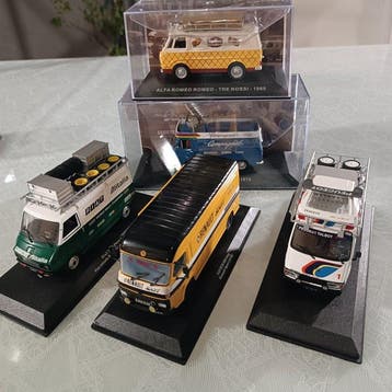 IXO 1:43 - Modelauto (5) - Fiat 238 1972, Fiat 242 1978,, Nieuw