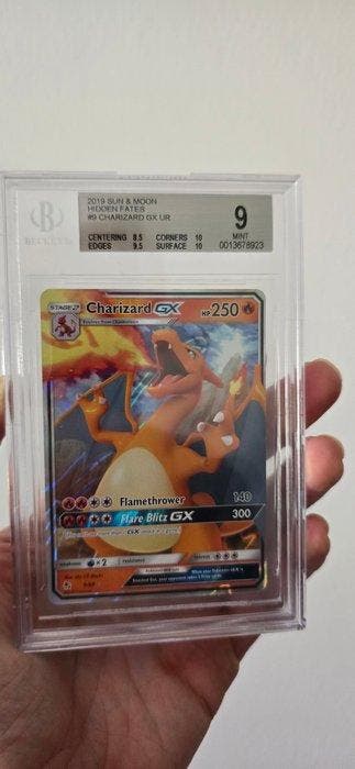 Pokémon Graded card Hidden Fates Full Art Charizard GX #9 -, Nieuw