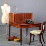 Mahonie werktafel in Louis Seize stijl ca 1890 met 2 grote l, Antiek en Kunst, Antiek | Meubels | Tafels, Ophalen of Verzenden