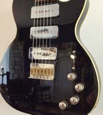 St. Blues White lightning Incl. Fender gitaarkoffer, Muziek en Instrumenten, Verzenden, Zo goed als nieuw, Solid body, Overige merken