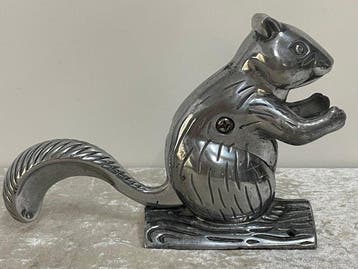 Notenkraker - Aluminium - Notenkraker Eekhoorn