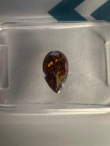 1 pcs Diamant (Natuurlijk) - 0.82 ct - Peer - SI1 -, Nieuw